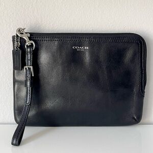 Coach Large Clutch With Wristlet Strap